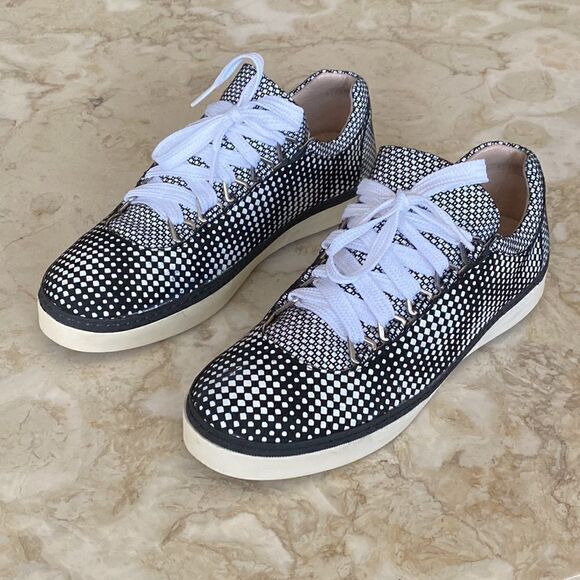 Stuart Weitzman Nappa Leather Black & White Optic Gaming Sneakers - Picture 2 of 12